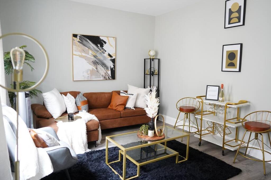 Stylish 1br Unit W/free Parking-walk To Metro * Washington